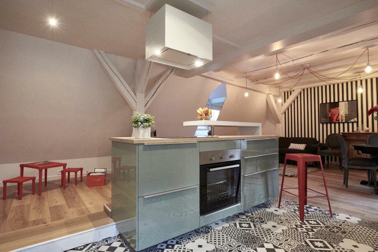 Les Appartements Saint-Martin Colmar Esterno foto