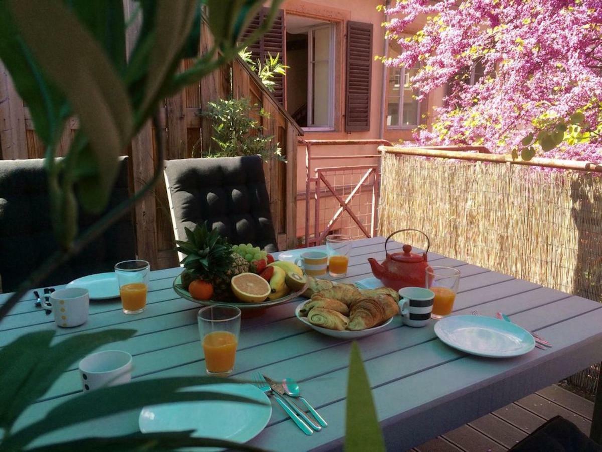 Les Appartements Saint-Martin Colmar Esterno foto