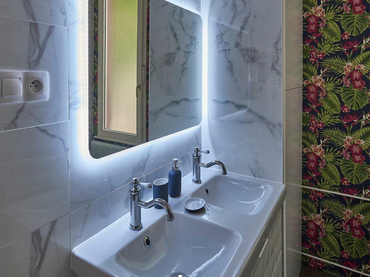 Les Appartements Saint-Martin Colmar Esterno foto